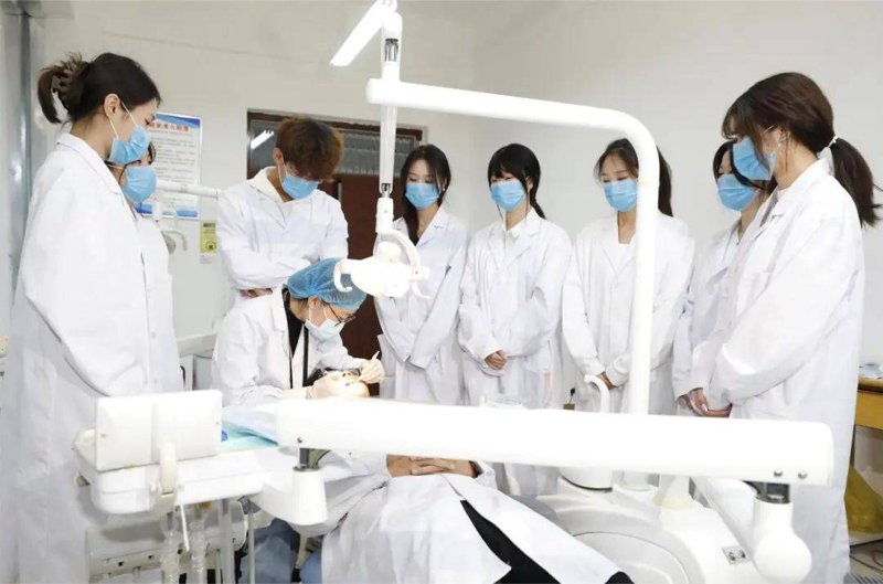 口腔医学专业